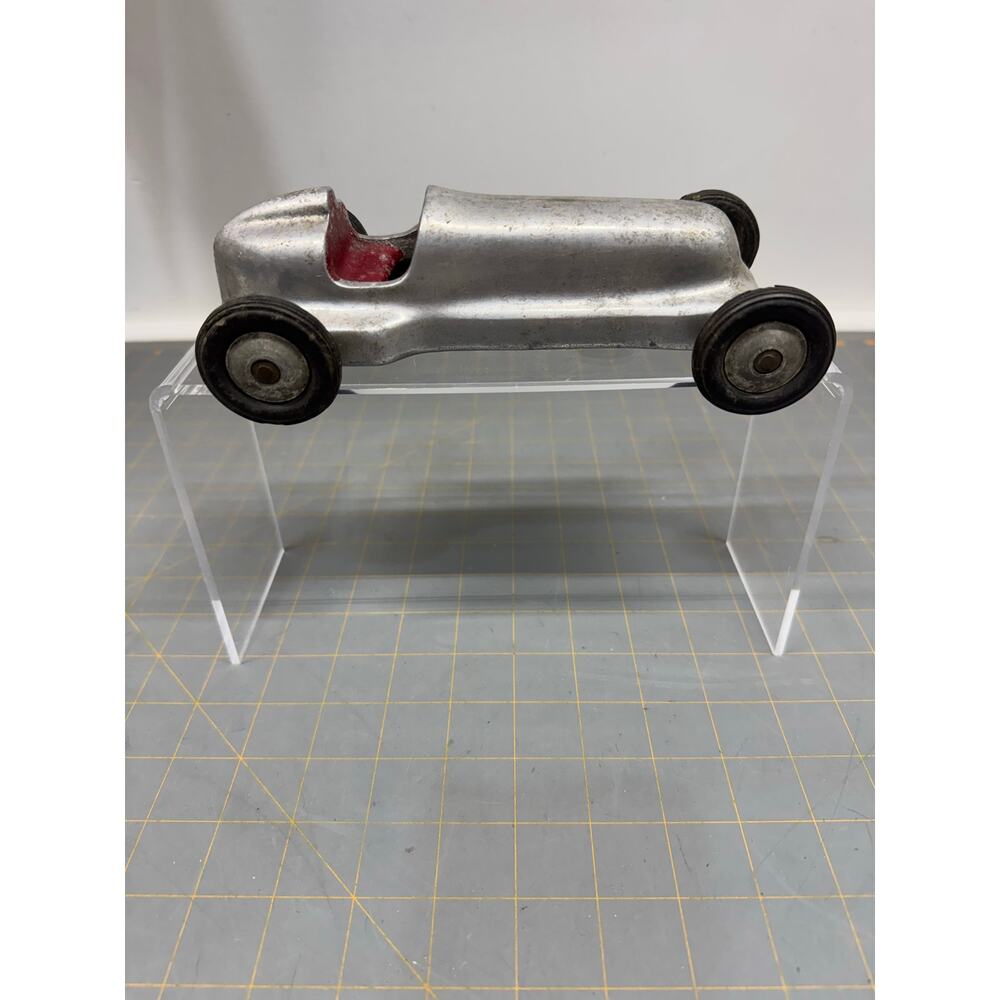 Vintage Indianapolis 500 Aluminum Open Cockpit Hard Rubber Tires Race Car